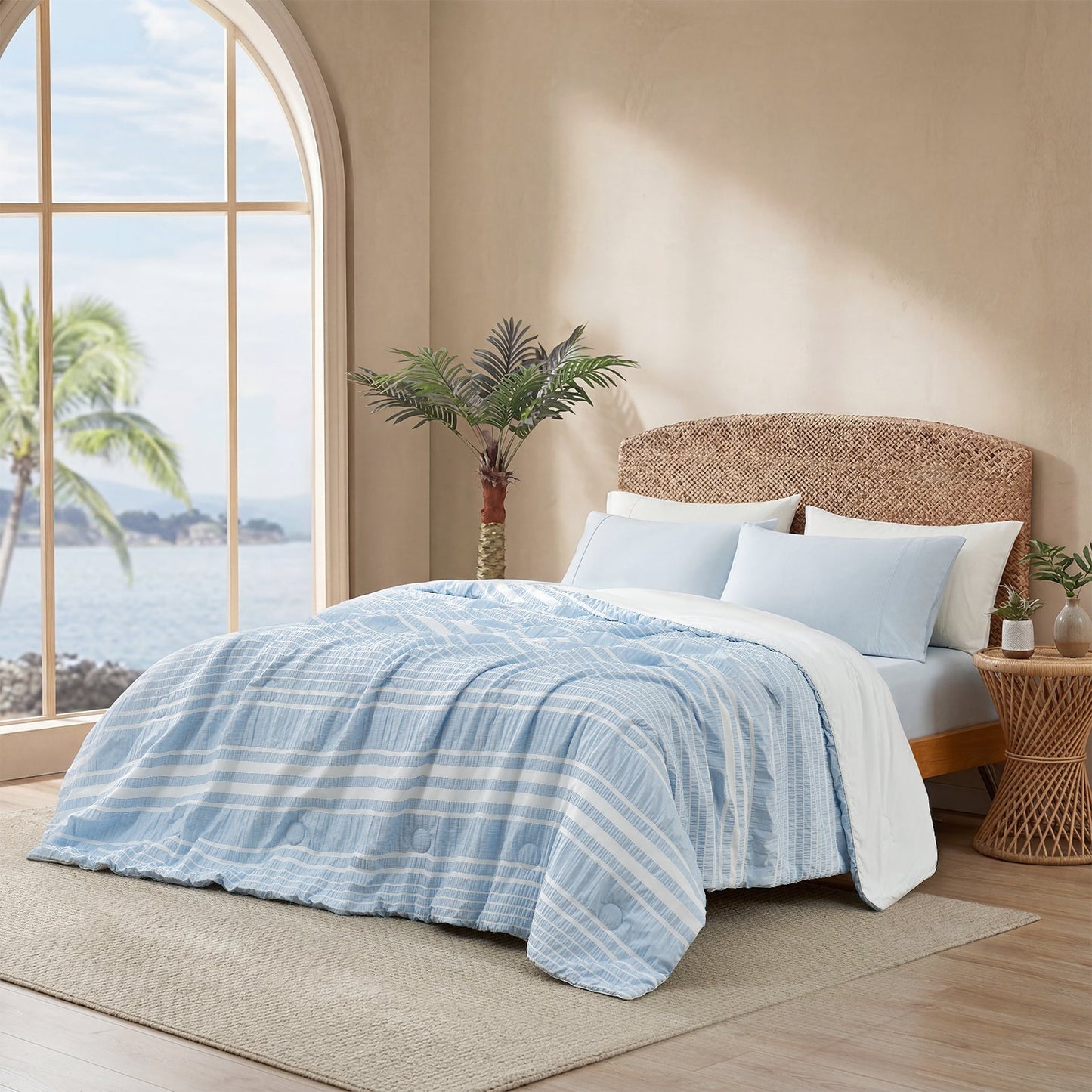 Seersucker Cooling Comforter | Lightweight Striped Design | Breathable & Machine-Washable