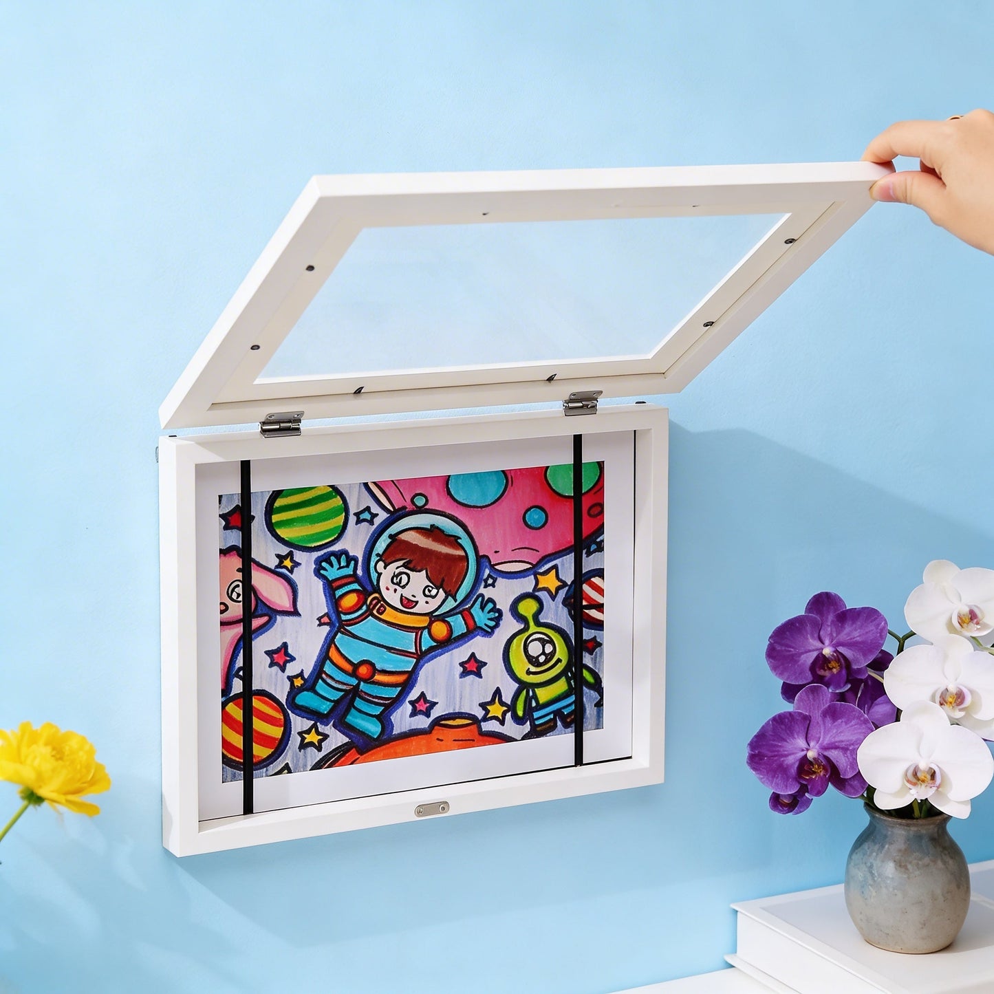 LumiNest™ — Turn Every Scribble into a Proudly Displayed Masterpiece