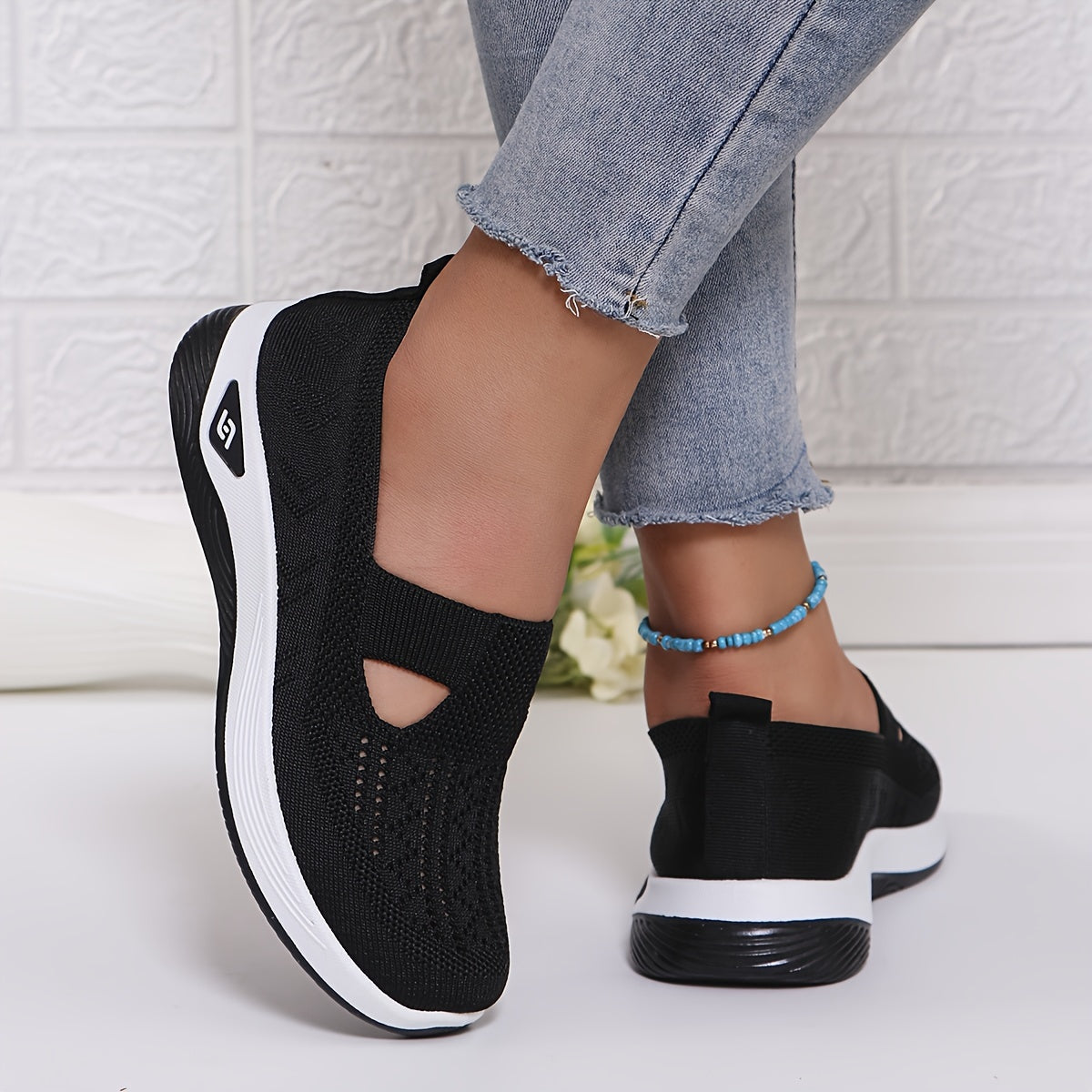 StriFlex™ Sneakers — Experience All-Day Freedom and Effortless Confidence in Every Step