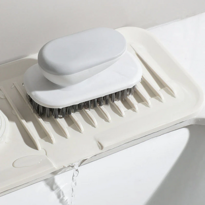 LiquiLift™ — Say Goodbye to Water Mess and Hello to Spotless, Lightning-Fast Drying