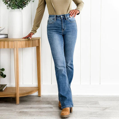 Veloura™ Denim — Sculpt Your Curves with Unmatched Freedom and Confidence