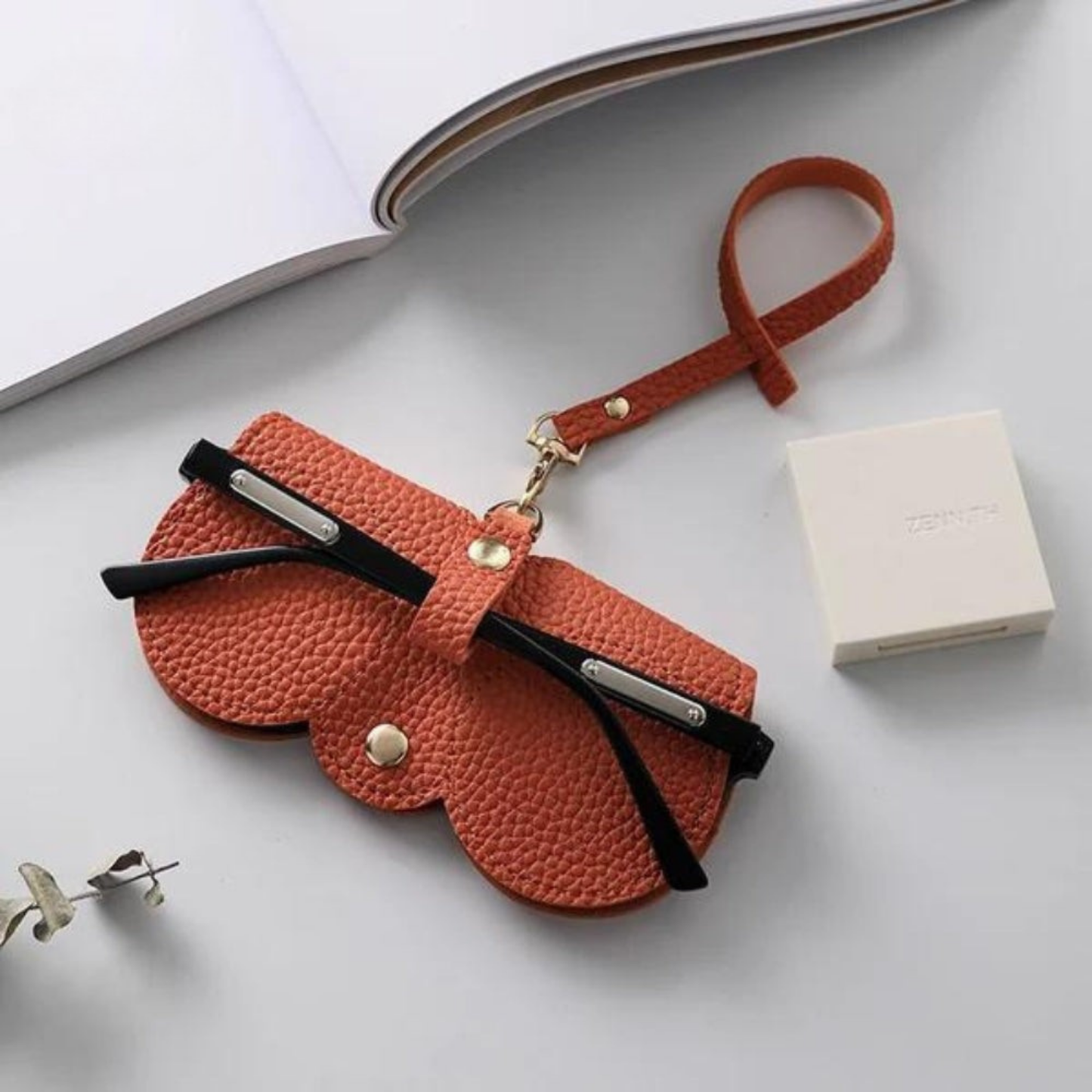 SlipLux™ Slim Leather Case — Featherlight Armor That Lets You Move Fast and Look Sharp