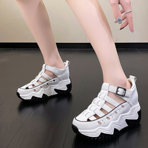 SolaceStride™ — Walk Pain-Free All Day with Custom Comfort and Support