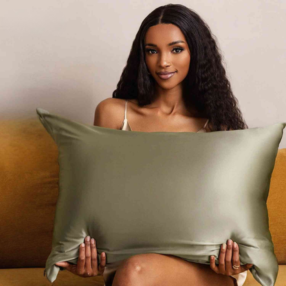 Velvettea™ — Wake Up to Frizz-Free Hair and Radiant, Youthful Skin Every Day