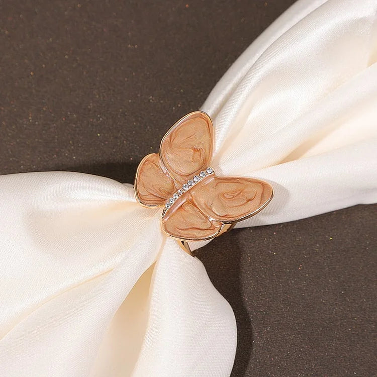 Veloria™ — Keep Your Scarf Perfectly Put with Effortless, All-Day Confidence