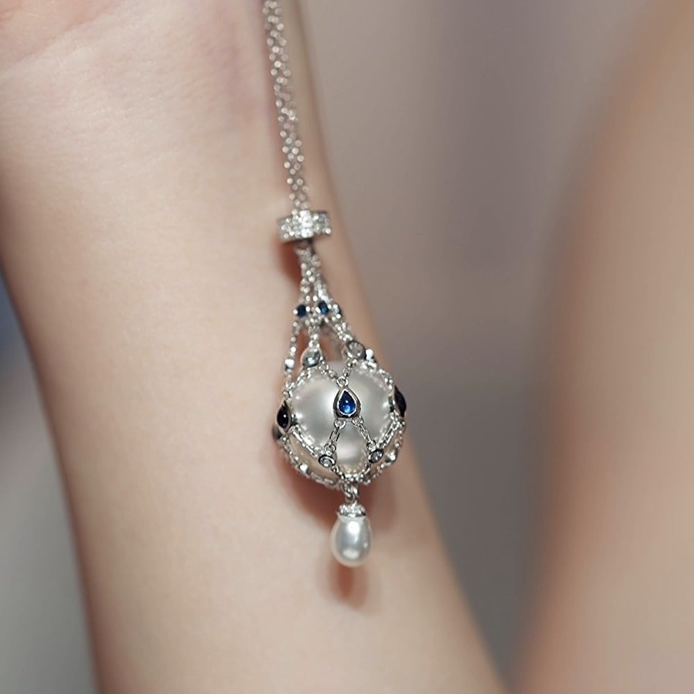 LunaMuse™ Pearl Pendant — Illuminate Your Confidence with One-of-a-Kind Timeless Grace