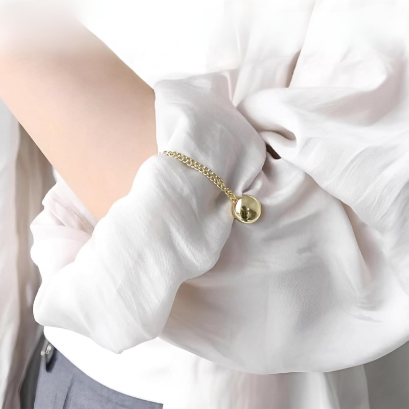 LuxaClip™ — Sculpt Your Perfect Silhouette Instantly with Effortless Elegance