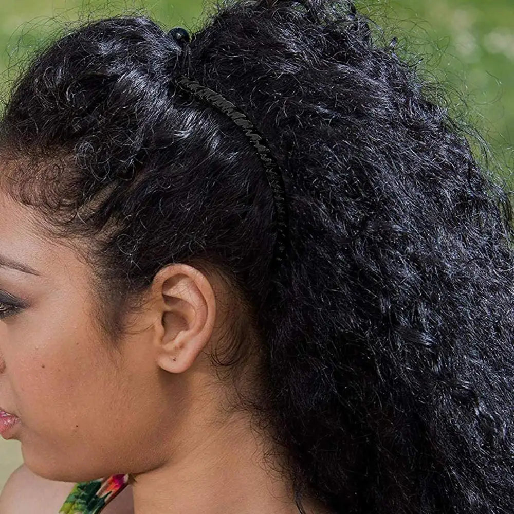 ForteClasp™ — Unshakable Hold That Empowers Your Thick Hair All Day