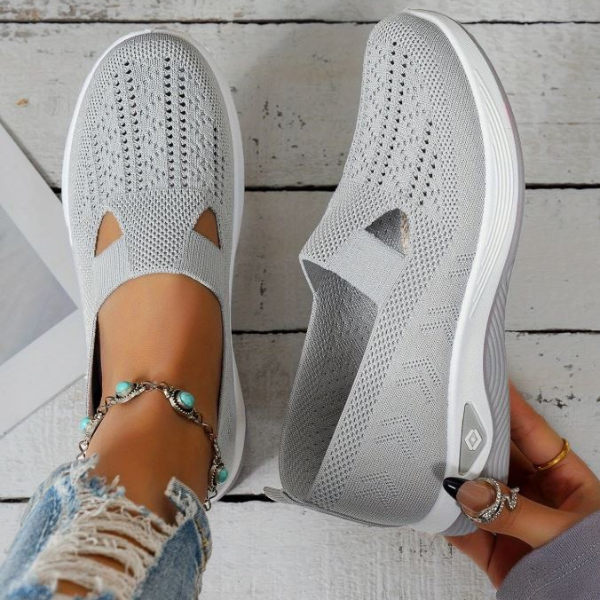 StriFlex™ Sneakers — Experience All-Day Freedom and Effortless Confidence in Every Step