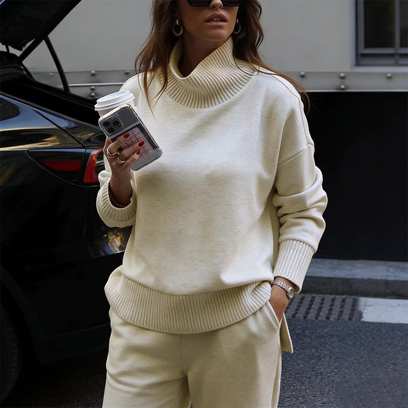 EmberaLux™ — Wrap Yourself in Effortless Warmth and Flawless Confidence