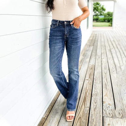 Veloura™ Denim — Sculpt Your Curves with Unmatched Freedom and Confidence