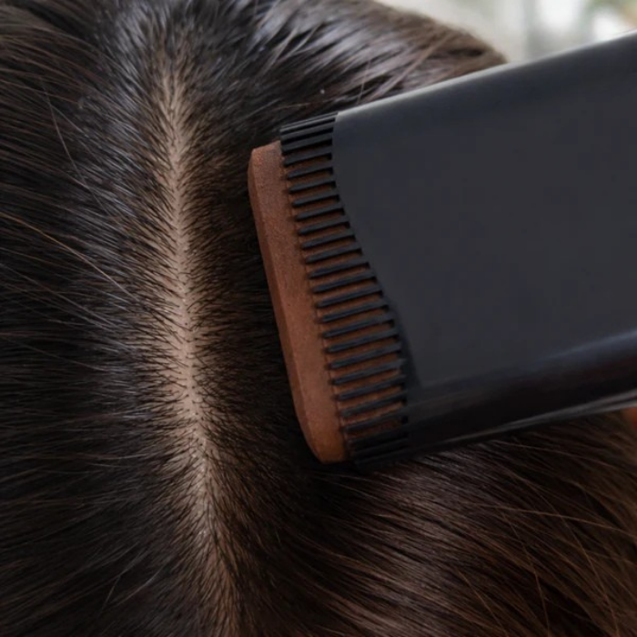 SilqueMist™ — Instant, Chemical-Free Root Rescue for Confidence on the Go