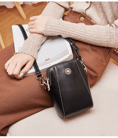 Velair™ Leather Crossbody — Own Every Moment with Timeless Style and Effortless Confidence