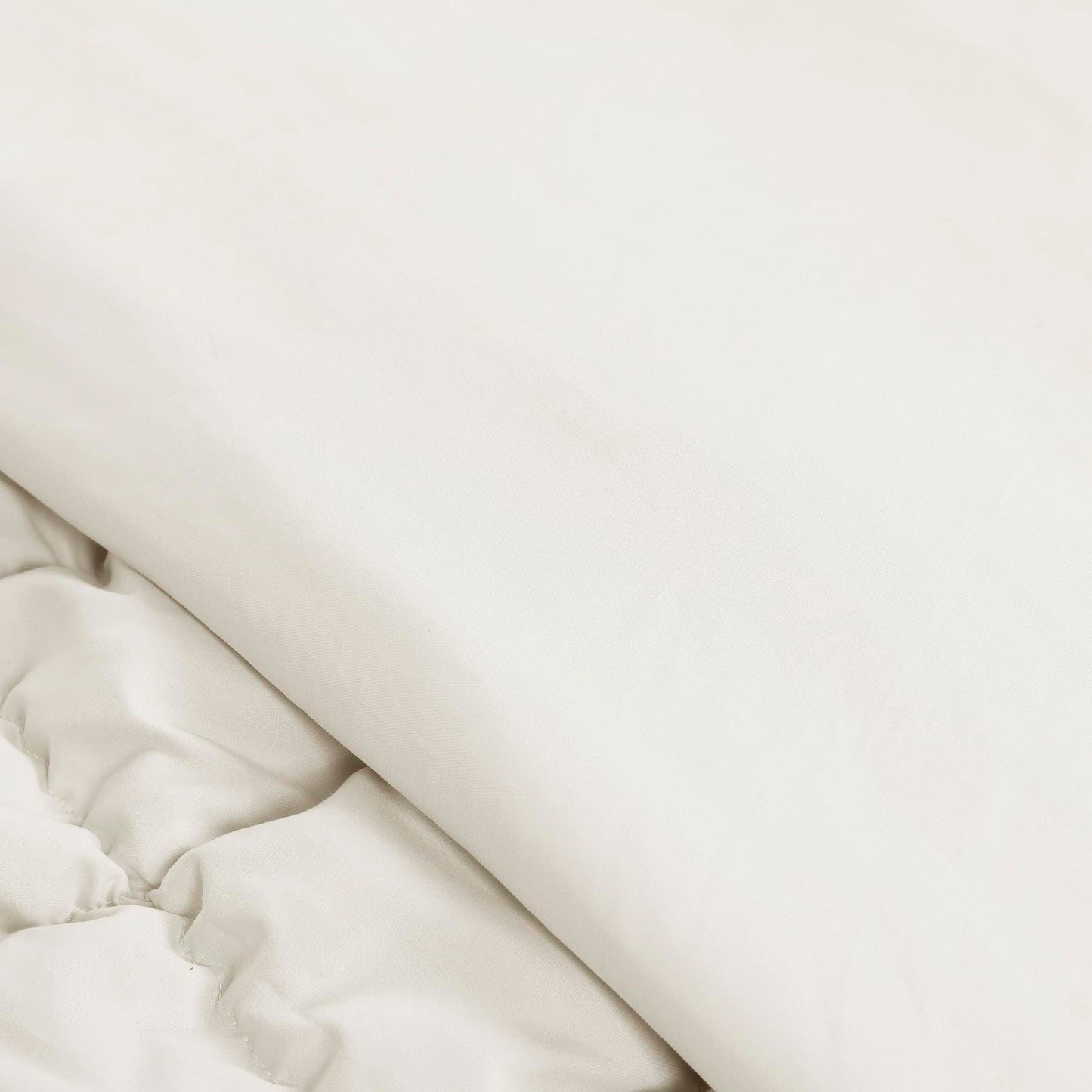 Comforter Set | Plush Microfiber | Three-Piece with Pillowcases | All-Season Comfort