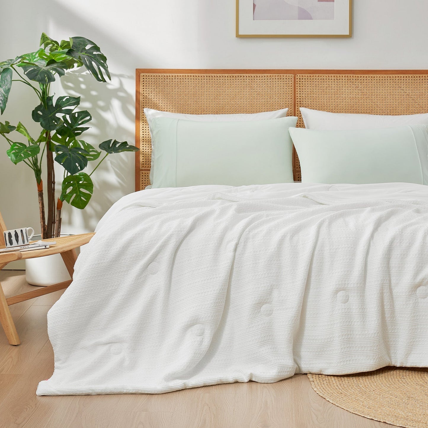 Comforter for Hot Sleepers | Cooling Waffle Design | Plant-Based Fiber & Lightweight