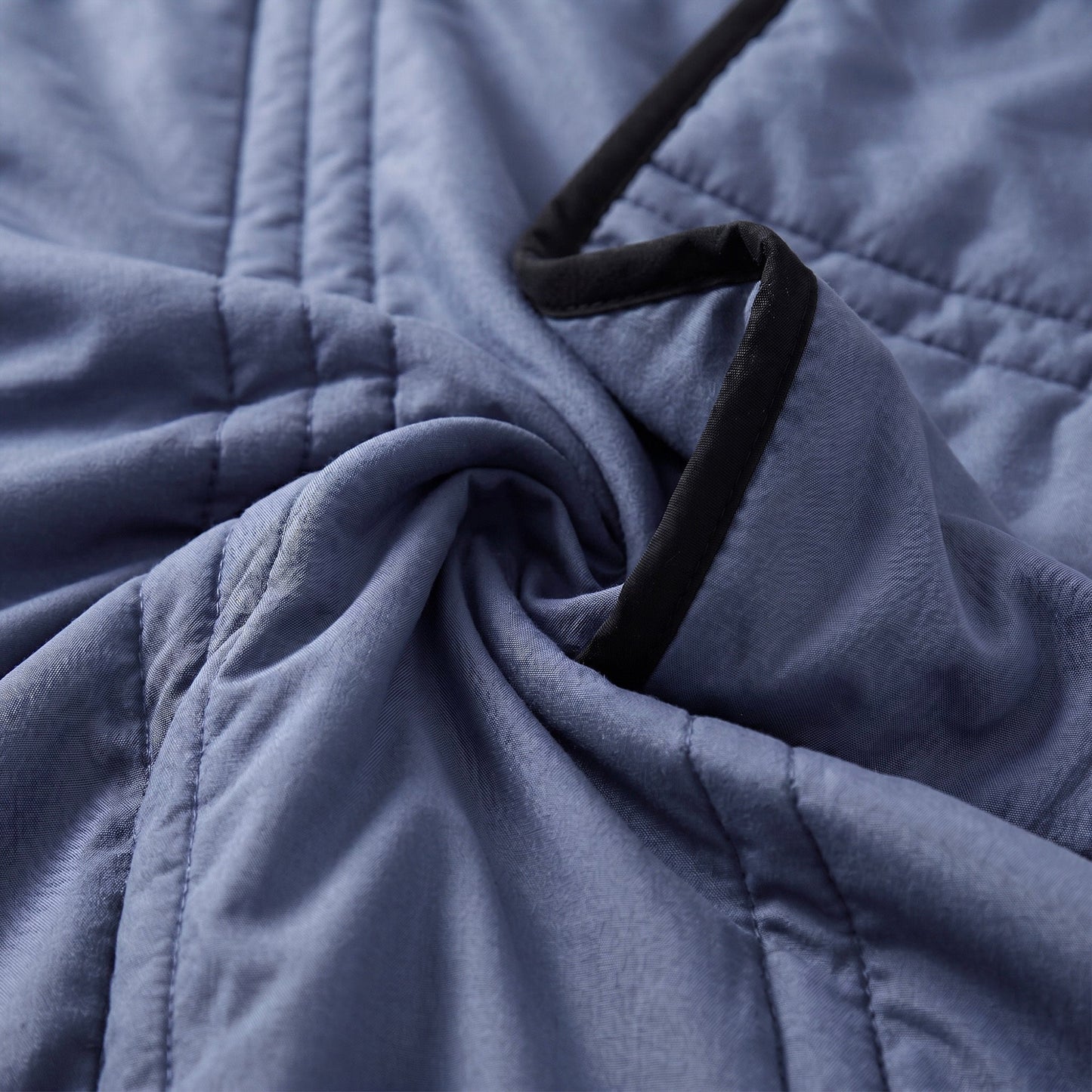Cooling Blanket for Hot Sleepers | Ice-Infused Breathable Fabric | Machine Washable & Lightweight