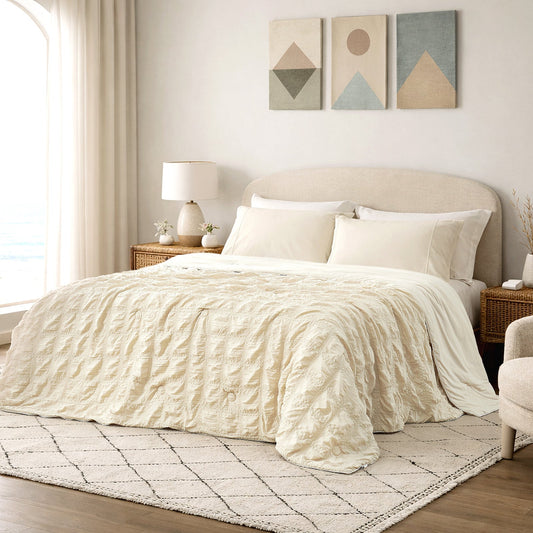 Cooling Comforter | Advanced Airflow | Lightweight Seersucker Fabric & Plaid | For Hot Sleepers