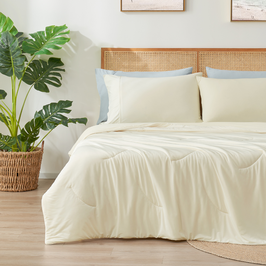 Cooling Comforter | Advanced Cooling Fabric | Double-Sided Design | Year-Round Comfort