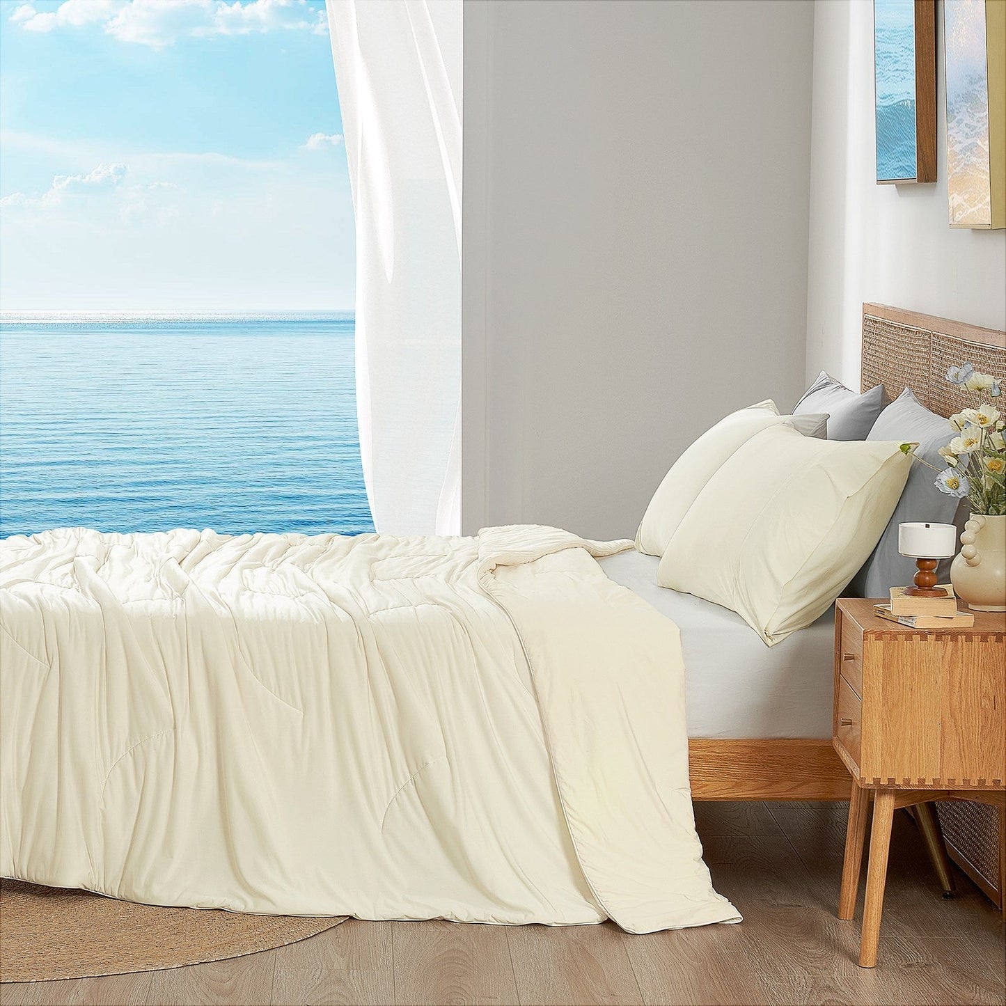 Cooling Comforter | Advanced Cooling Fabric | Double-Sided Design | Year-Round Comfort