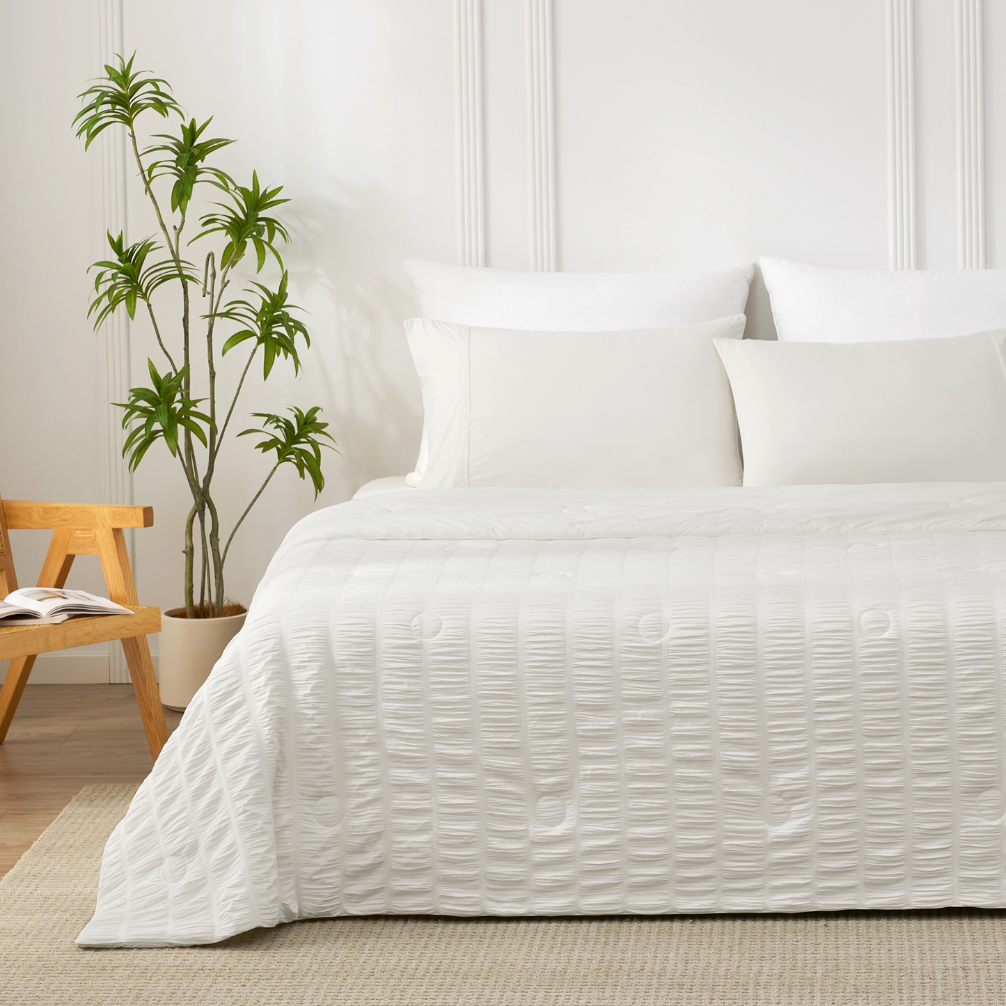 Cooling Comforter | Lightweight Seersucker Vertical Stripes | Breathable Fabric | For Hot Sleepers