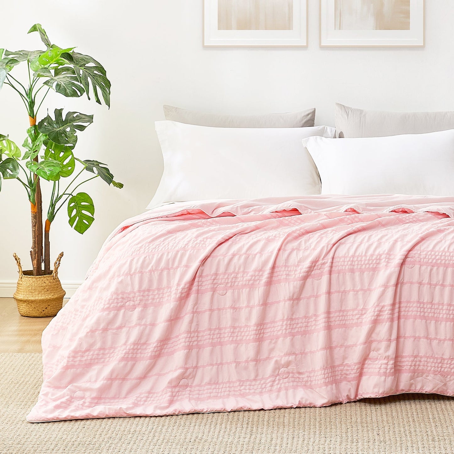 Cooling Comforter | Seersucker & Advanced Airflow | Lightweight, Machine-Washable | For Hot Sleepers