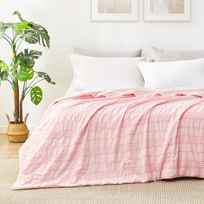 Cooling Comforter | Seersucker & Advanced Airflow | Lightweight, Machine-Washable | For Hot Sleepers