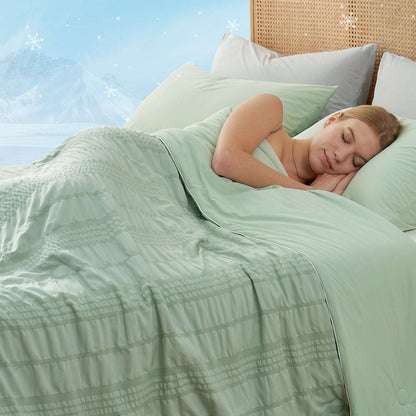 Cooling Comforter | Seersucker & Advanced Airflow | Lightweight, Machine-Washable | For Hot Sleepers