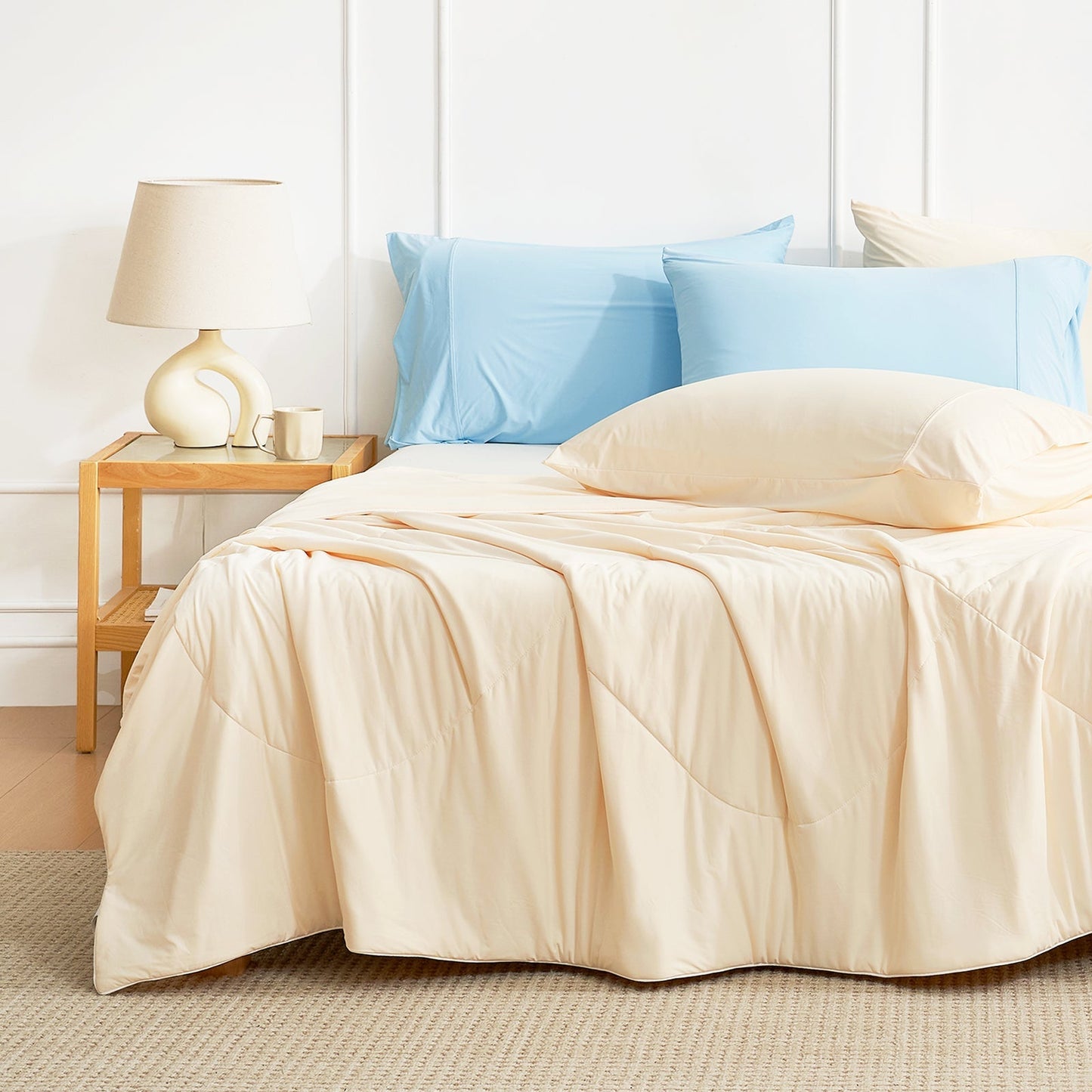 Cooling Comforter for Hot Sleepers | Cloud-Like Soft & Lightweight | Japanese Cooling Fabric