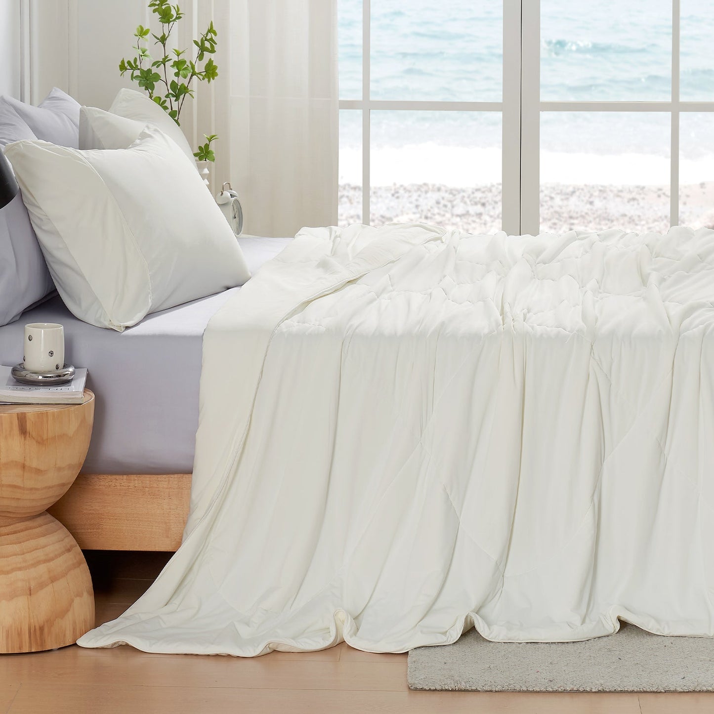 Cooling Comforter for Hot Sleepers | Instant Cool-Touch Fabric | Lightweight & Breathable