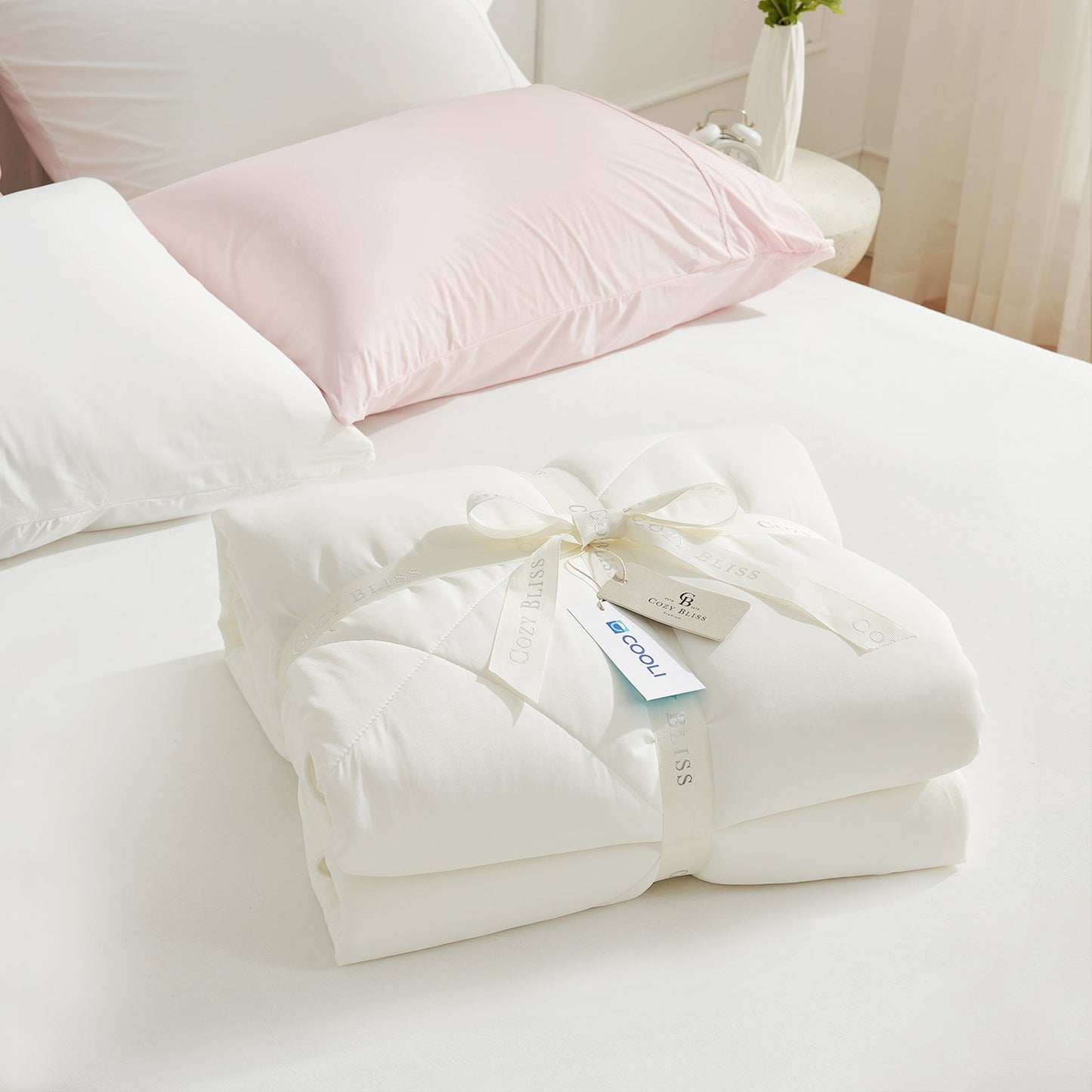 Cooling Comforter for Hot Sleepers | Instant Cool-Touch Fabric | Lightweight & Breathable