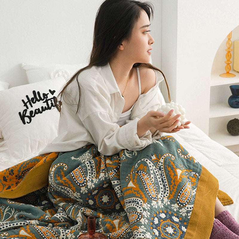 Cotton Quilt | Double-Sided Floral Design | Soft & Breathable | All-Season Comfort