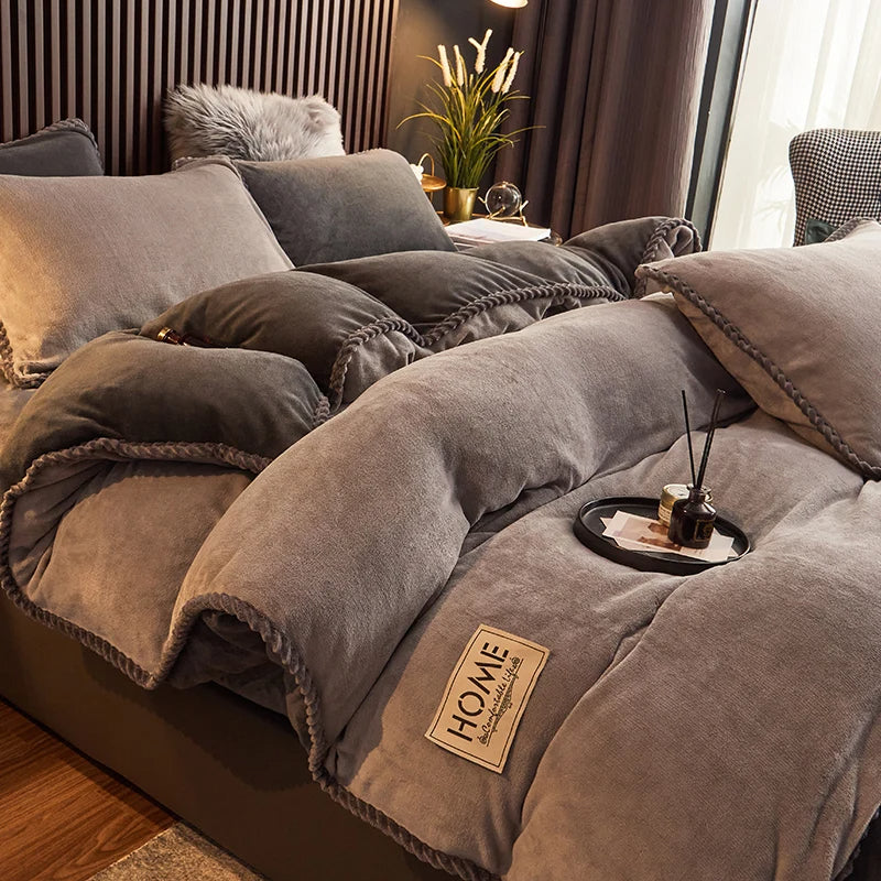Duvet Cover Set | Ultra-Soft Velvet Fleece | Queen & King Sizes | Cold-Weather Comfort