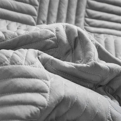 Lightweight Bedspread Set | Double-Sided Quilt Design | Breathable Polyester for Queen Beds