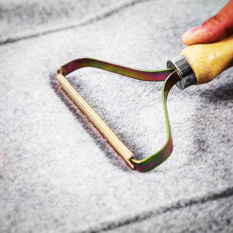 Lint Remover for Clothing & Upholstery | Copper Head & Wooden Handle | Gentle on Wool & Cashmere