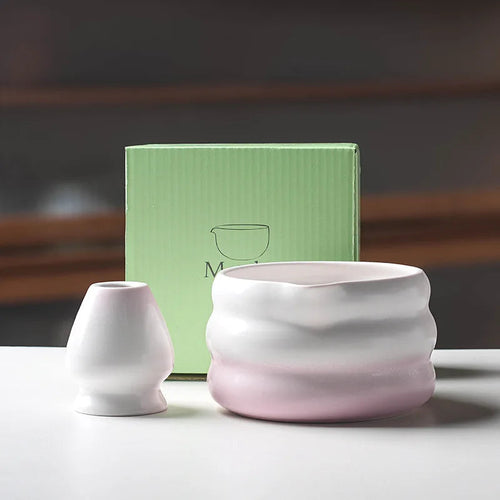 Matcha Bowl Set | Ceramic 550ml Bowl with Pouring Spout | Includes Whisk Holder