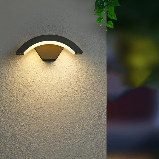 Outdoor Wall Light | Motion Sensor 18W | Metal & Acrylic, Weatherproof | Energy-Saving