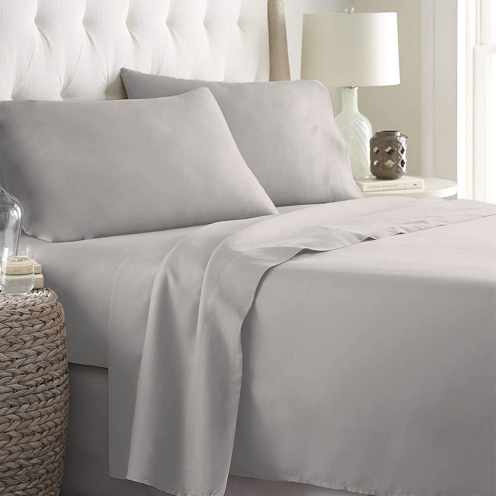 Queen Bedding Set | Cooling Polyester Fabric | 4-Piece Set | Comfortable Sleep