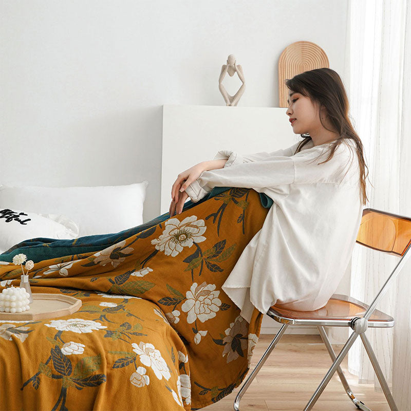 Reversible Cotton Quilt | Boho Yellow Floral Design | Machine Washable | Year-Round Comfort