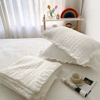 Seersucker Quilt Set | Ruffled Edges & Textured Design | Polyester 3-Piece | Lightweight Breathable