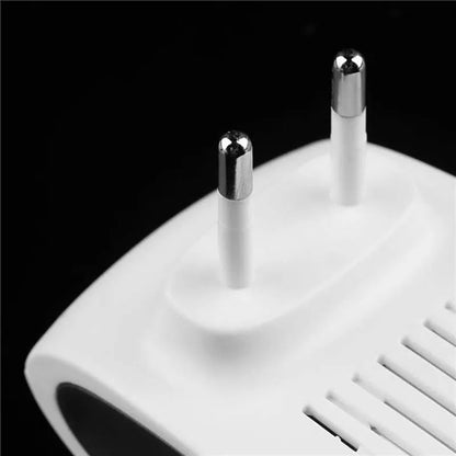 Ultrasonic Squirrel Repeller | Adaptive Frequency Switching | Chemical-Free & Pet-Safe