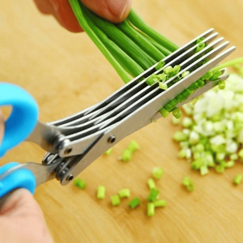 SliceSwift™ — Slash Salad Prep Time and Chop Like a Pro in Seconds