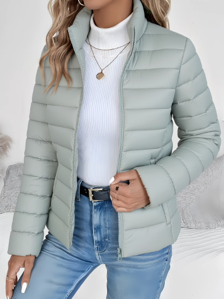 AeroShield™ Quilted Jacket — Lightweight Warmth That Powers Your Confidence All Day