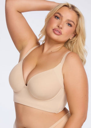 CurveVita™ — Tailored Elegance That Celebrates Your Curves and Unleashes Confidence