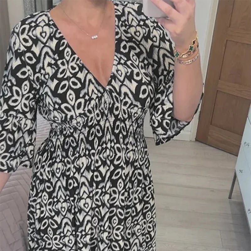 Miravelle™ Dress — Flaunt Your Curves with Effortless Vintage Confidence and All-Day Comfort