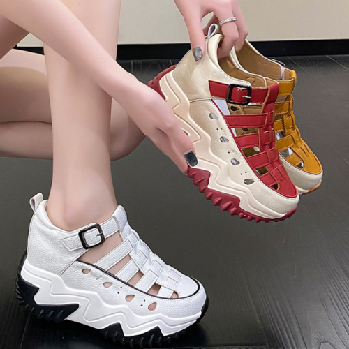 SolaceStride™ — Walk Pain-Free All Day with Custom Comfort and Support