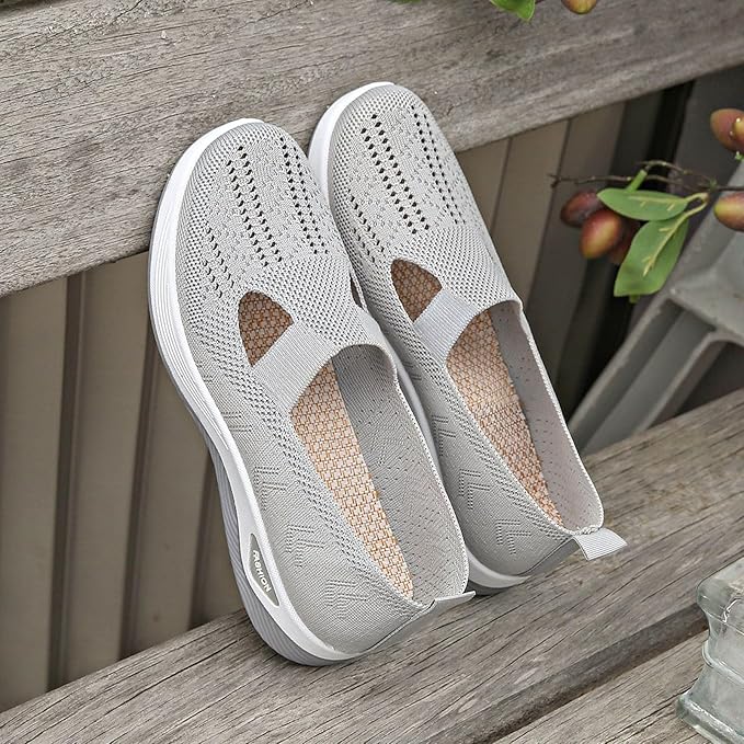 StriFlex™ Sneakers — Experience All-Day Freedom and Effortless Confidence in Every Step