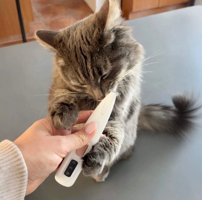 PawVantage™ — Master Stress-Free Nail Trims That Build Trust and Confidence
