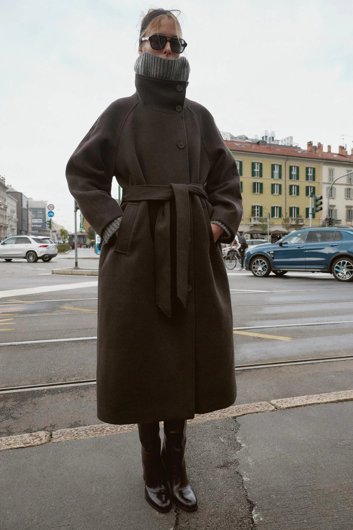 Frostveil™ Wool Coat — Flaunt Your Shape with Breathable Warmth and Effortless Elegance